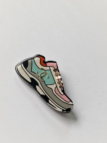 Broche chanel sneakers 2019 - broche,