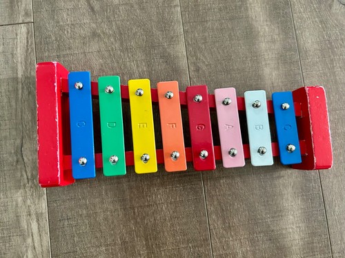 Note scale wooden - 8, c
