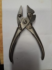 Ancienne Pince D Artificier A Mors Parallèles BERNARD. 
