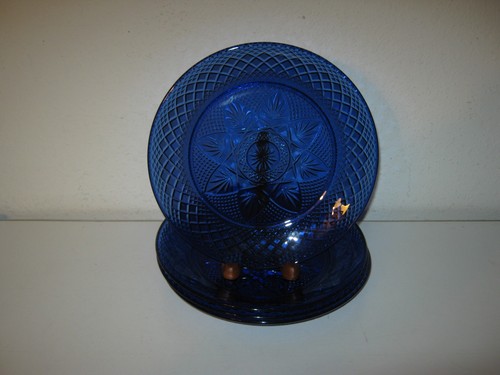 Four cristal d - {4},