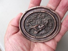 ancien petit médaillon plaque