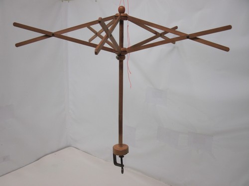 Ancien grand dévidoir - dévidoir, bois