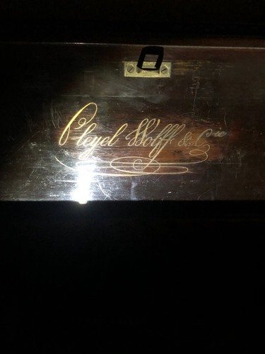 Piano droit pleyel - piano,