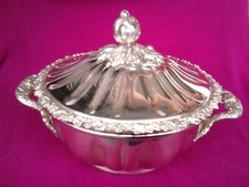 LÉGUMIER-SOUPIÈRE EN MÉTAL