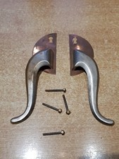 PAIRE POIGNÉE D'ARMOIRE