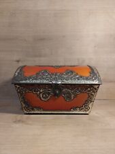 ancienne grosse boite en metal