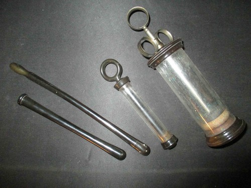 Ancien outil gynécologique - ancien,
