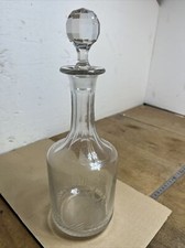 Ancienne carafe avec bouchon en cristal gravé CAVE A LIQUEUR gravure N.1