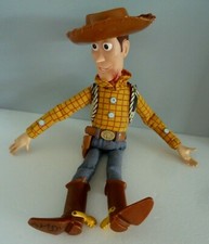 Q9. DOUDOU PELUCHE WOODY ANDY TOYS STORY DISNEYLAND PIXAR 40cm talk Parle sonor 