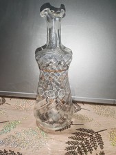 ANCIENNE Jolis CARAFE EN VERRE