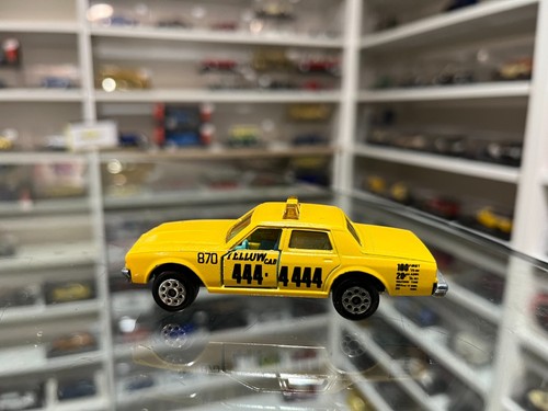 Chevrolet impala taxi jaune - chevrolet,