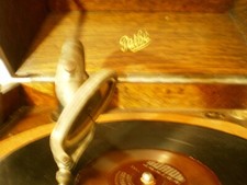 1918 Pathe Phonograph Model