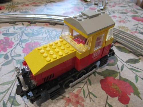 Lego 7735 loco wagons - lego,