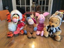 Lot de 4 peluches Disney Winnie et ses amis