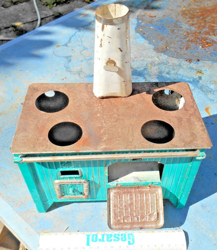 Jouet ancien mobilier - jouet,
