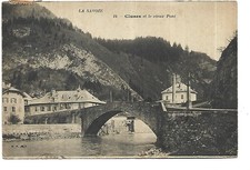 74  CLUSES ET LE VIEUX PONT