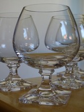 SEVRES 5 VERRES A COGNAC EN CRISTAL  ht 11 cm MODELE JONZAC