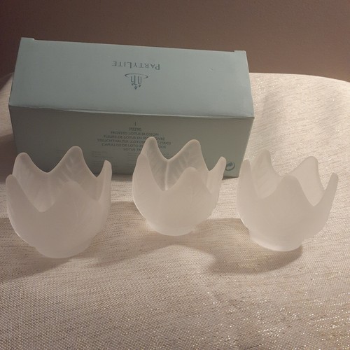 Partylite p0290 frosted lotus - partylite,