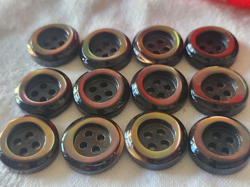 Lot boutons anciens en - 12,