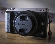 Panasonic DMC-GX80 Silver, Excellent condition, 2 lenses, accessories