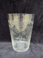 ancien grand verre de mariée à décor d'oiseau graver