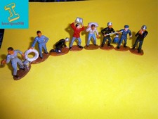 LOT DE 8 PERSONNAGES  STARLUX