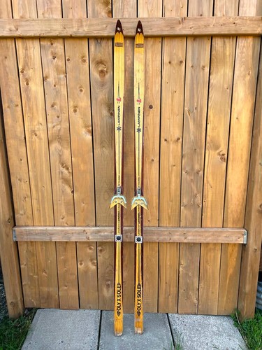 Vintage wooden lampinen - vintage,