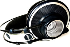 AKG K-702  ? Casque  Audio avec son câble détachable ,  propre et fonctionnel