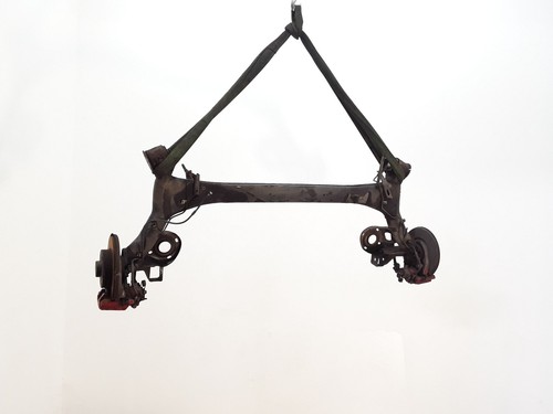 Traverse suspension arriere