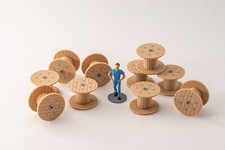 10 Tourets bois 140cm H0 1:87