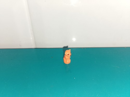 Polly pocket figurine doll