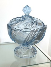 Drageoir / bonbonnière en verre bleu transparent Portieux opaline de foire