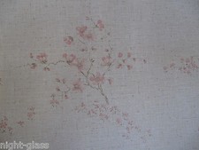 1 ROULEAU DE PAPIER PEINT