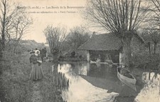 Gretz - Les rives de la Beuvronnerie - Lavabo, poussette et laveuses