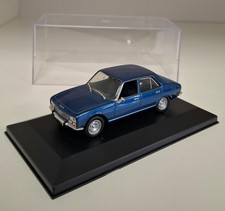 Peugeot 504 1969 1/43 IXO Boite Vitrine
