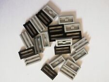 LEGO LOT 22 grilles Tile 1x2 pièces vrac objets gris noir #71
