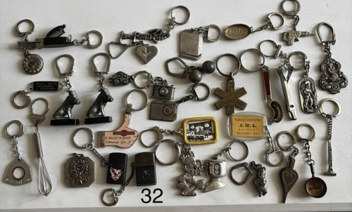 Lot portes clés - de, 32
