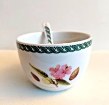 Petit bol à bouillon et sa