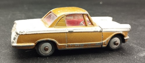 Corgi toys triumph - corgi, herald
