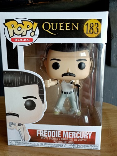 Stock queen pop rocks - pop!,