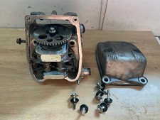 UNE CULASSE AVANT ARBRE A CAME