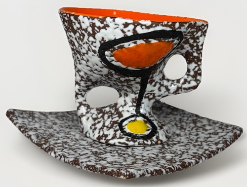 Rare tasse sous - et, sous-tasse