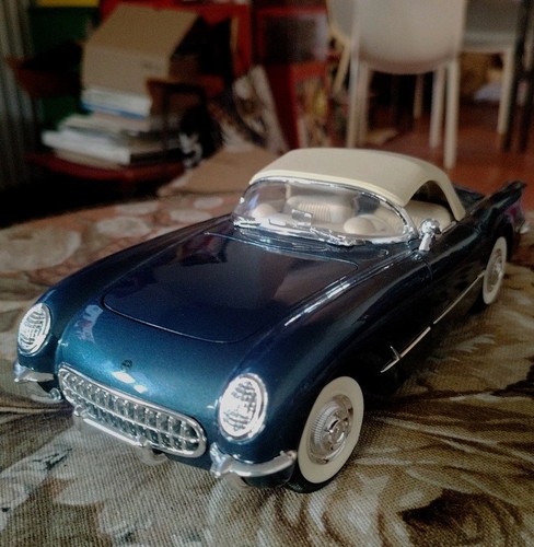 Mira corvette chevrolet - 1/18,