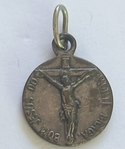 Ancienne médaille pendentif