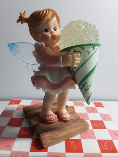 Enesco little kitchen - my,