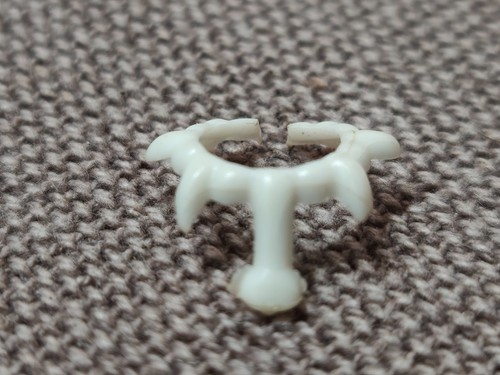 Playmobil ancien collier blanc - playmobil,