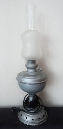 Ancienne lampe pétrole - lampe,