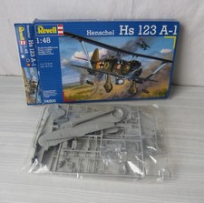 #Maquette# Ech. 1/48 Revell 04500 / Henschel Hs 123 A-1