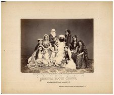 Churchill & Denison ,USA, Army Relief Fair, Oriental Booth Groupe vintage albume