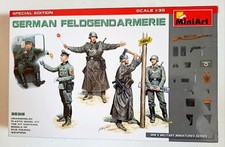 MINIART. N° 35315 .1:35 GERMAN FELDGENDARMERIE SPECIAL EDITION